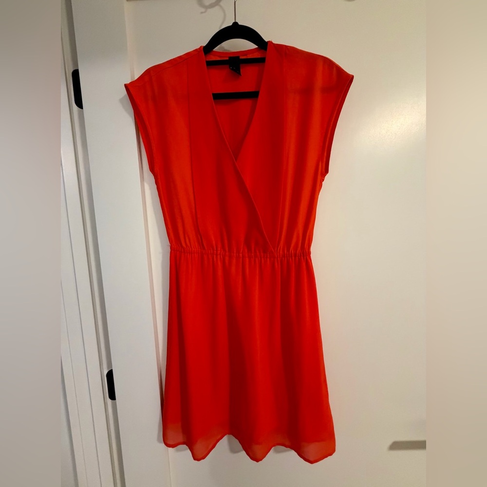 Red Women's V-Neck Elastic Waist Dress